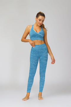 New camouflage seamless cropped pants with tiger pattern fitness pants, yoga suit, bra, and pants set